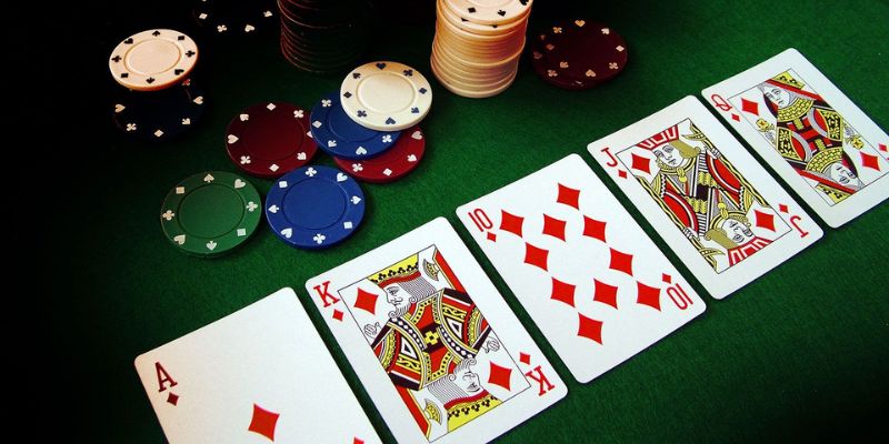 Cách Chơi Bài Bịp - Những Thủ Thuật Và Rủi Ro Cần Lưu Ý - Wixon